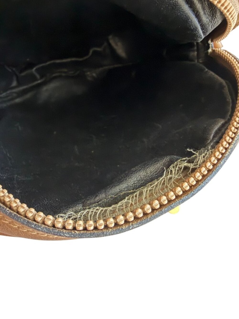 GUCCI Vintage Black Brown Leather Circle Crossbody Bag - Picture 5 of 16